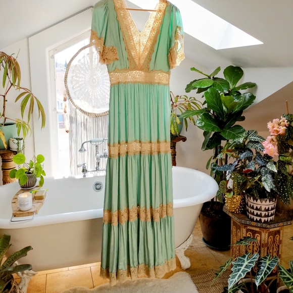 Swap Only With Angelfire248 Spell Ocean gown size M - Picture 3 of 9